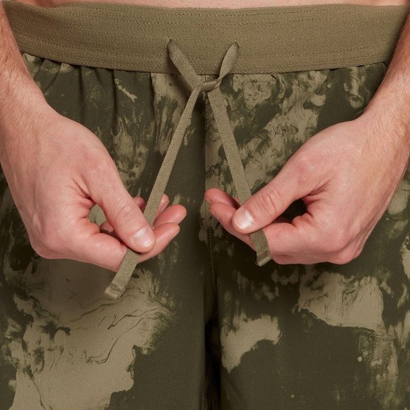 NWT DSG Men's 7"  Stride Run Shorts - Picture 8 of 13